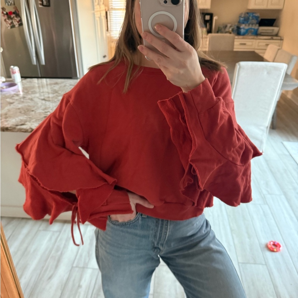 FP Beach Ruffle Sleeve Oversized Sweatshirt Red Size M - Picture 3 of 7